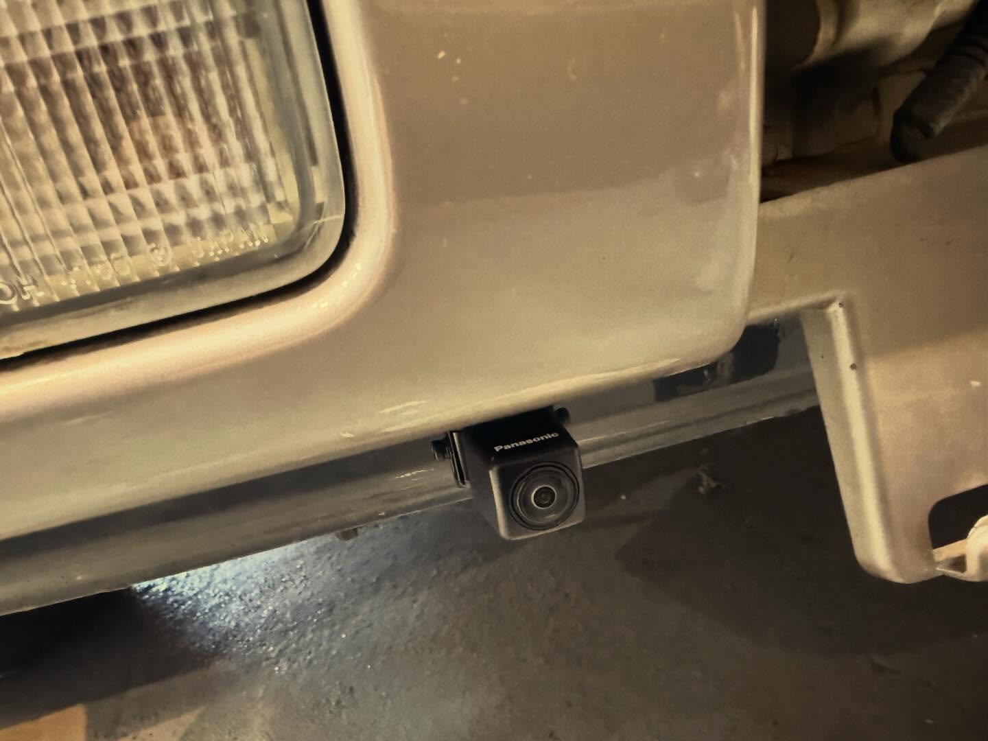 BBSCARS

ラシーン専門店

バックカメラ取り付け

センターに付けたいのですが
ナンバーに少しかかってしまうので
目立ちにくい場所に取り付けしてます
この位置でも見やすいです

#BBSCARS
#ラシーン
#rasheen
#ラシーン専門店
#ラシーン専門店BBSCARS